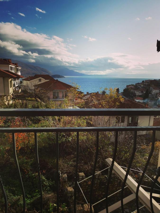 Lake View Apartment Ohrid Esterno foto