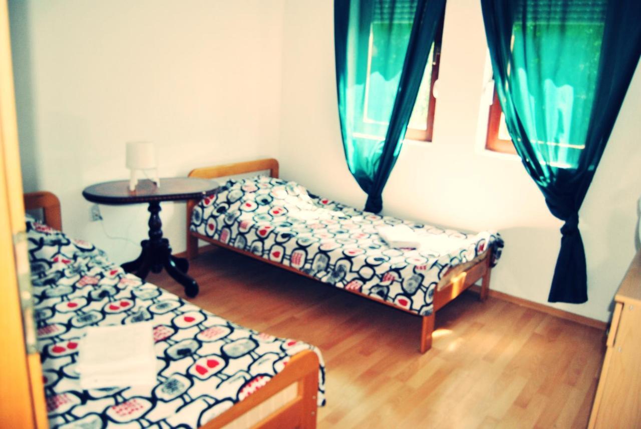 Lake View Apartment Ohrid Esterno foto